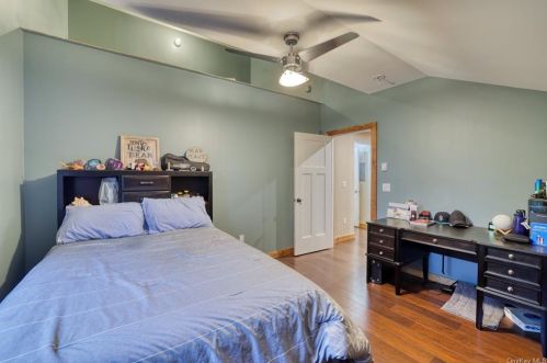 6 Cres Vw, Rock Hill NY  12775-6629 exterior