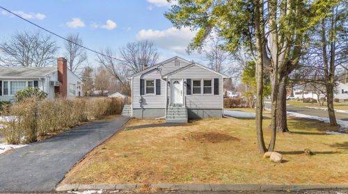 379 Mountain Rd, Hartford CT  06107-1028 exterior