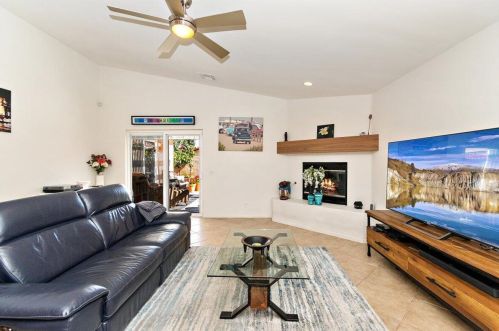 53360 Avenida Juarez, La Quinta CA  92253-3495 exterior