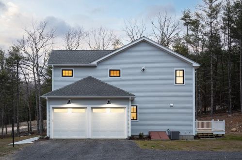330 Plain Meeting House Rd, West Greenwich RI  02817-2050 exterior