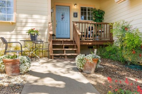 1010 Page Dr, Lakeport CA  95453-3420 exterior