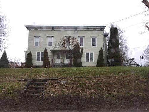 70 Main St, Earlville, NY 13332-3214