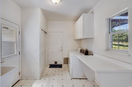 6301 Highland Pl, Sebastopol CA  95472-6100 exterior