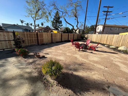 5920 Riverton Ave, North Hollywood CA  91601-1443 exterior