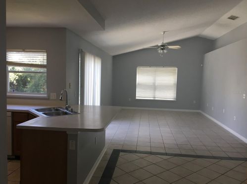1830 Corolla Ct, Deltona, FL 32738-4125