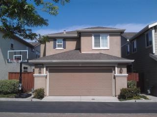 99 Venus Ct, West Pittsburg, CA 94565-7910
