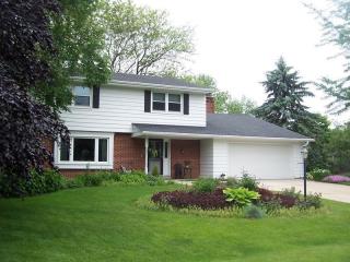 5422 Branch Trl, Racine, WI 53402-2359