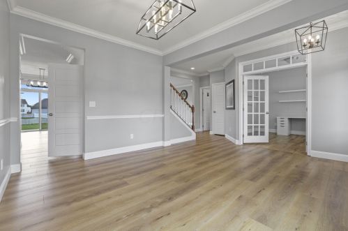 7818 Narrow Leaf Ct, Blacklick OH  43004-6047 exterior