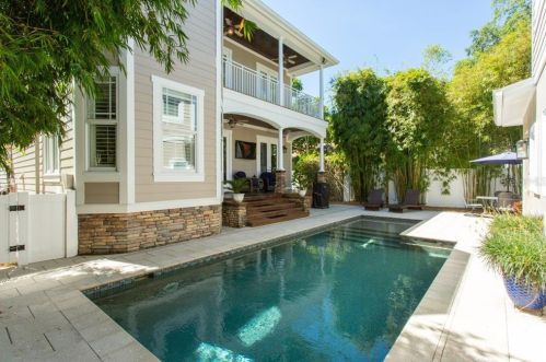 123 18th Ave, Saint Petersburg, FL 33704-4528