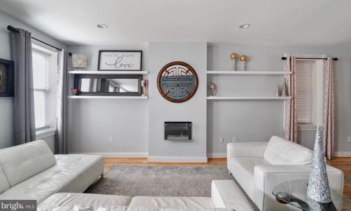 515 Vandever Ave, Wilmington, DE 19802-4240