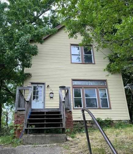389 Brooklyn St, Hermitage, PA 16148-2297