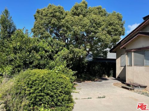 3191 Marna Ave, Long Beach, CA 90808-3247