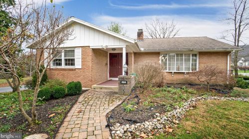 888 Princeton Ave, Palmerton, PA 18071-1128