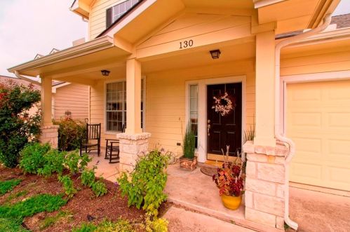 130 Greenside Ln, Georgetown TX  78633-4396 exterior