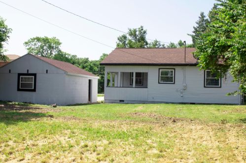 8644 Lilly Chapel Georgesville Rd, West Jefferson OH  43162-9769 exterior