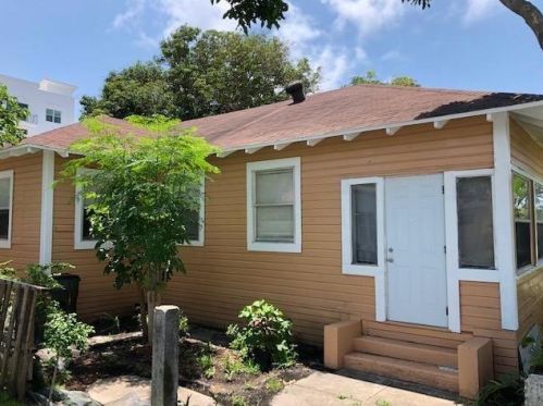 245 4th Ave, Delray Beach, FL 33444-2715