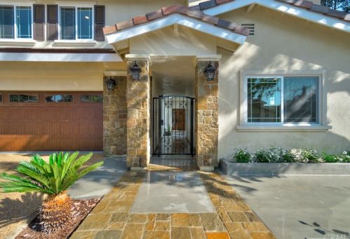 12 Bascom St, Irvine, CA 92612-2122