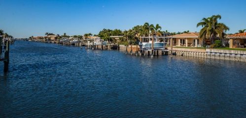 1999 Illinois Ave, Saint Petersburg FL  33703-3421 exterior