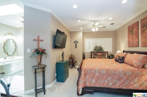 225 Charleston Dr, Victoria TX 77904-3814 exterior