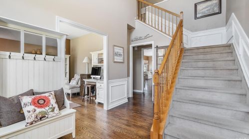 19 Avolet Ct, Mount Sinai, NY 11766-3402