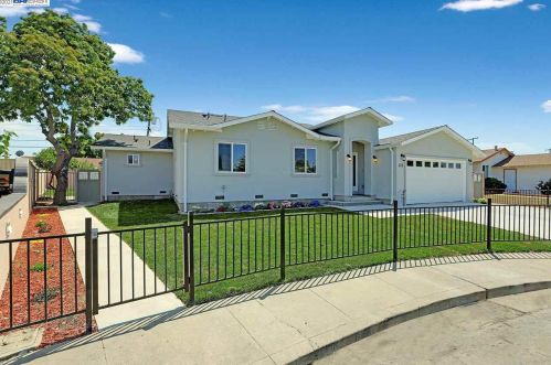 416 Easter Ave, Milpitas CA  95035-4203 exterior