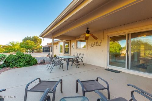 20019 146th Dr, Sun City AZ 85375-6126 exterior