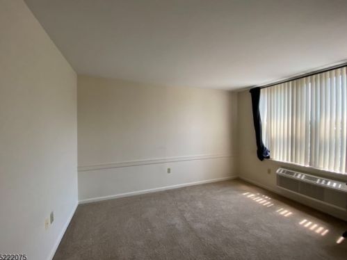 300 Main St, Little Falls NJ  07424-1357 exterior