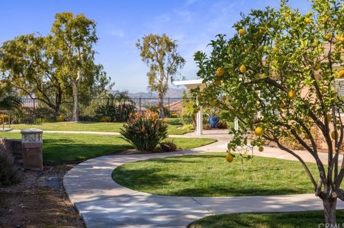 17089 Bluff Vista Ct, Riverside CA 92503-8715 exterior