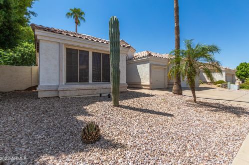 1849 Lark Dr, Chandler, AZ 85286-7404