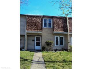 5712 Morningside Ct, Virginia Beach VA  23462-3211 exterior