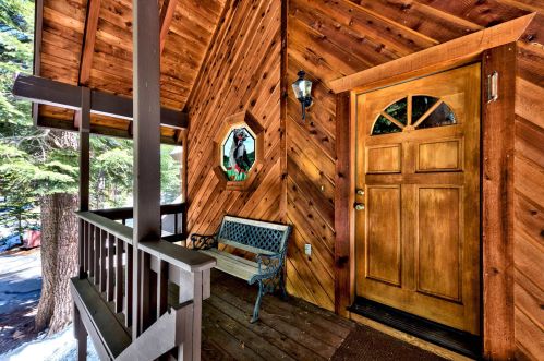 13825 Swiss Ln, Truckee, CA 96161-7127