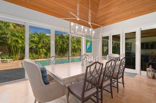 1215 Crestwood Dr, Delray Beach FL  33483-7211 exterior