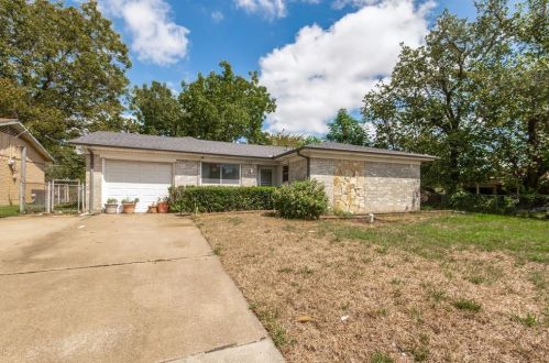 1509 Francis Ln, Plano, TX 75074-5206