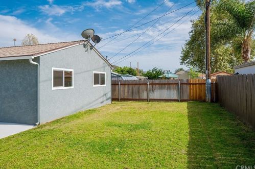 9746 Chestnut St, Lakeside CA  92040-4202 exterior