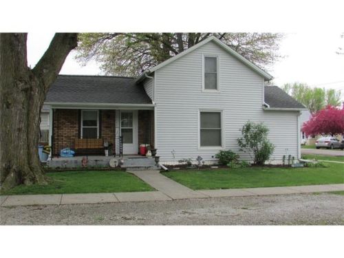 888 Howard Ave, Genoa Bluff, IA 52301-1111