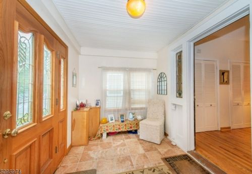 29 Glenwood Ave, Bloomfield NJ  07003-2202 exterior