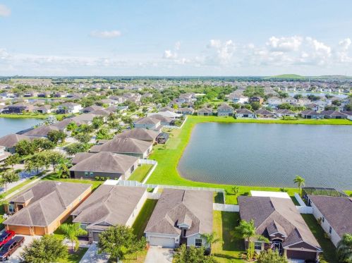 13408 Graham Yarden Dr, Riverview FL  33579-2390 exterior