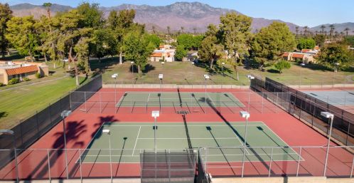 69635 Encanto Ct, Rancho Mirage CA  92270-1238 exterior