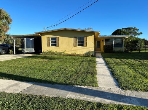 2845 Morningside Blvd, Fort Pierce, FL 34952-5763