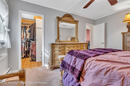 433 Lk Shr Dr, Bricktown NJ 08723-5079 exterior