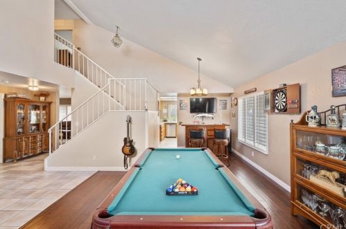 8512 Rosemary Dr, Riverside CA exterior