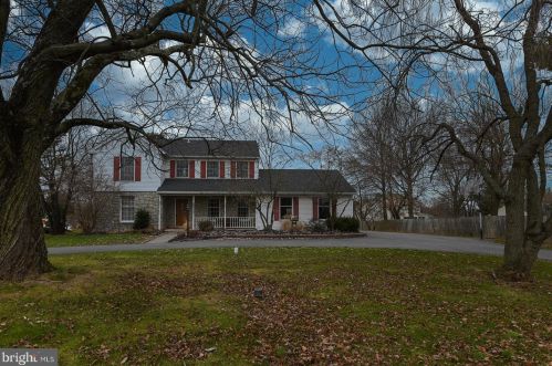 635 Gilbertsville Rd, Gilbertsville, PA 19525-9147