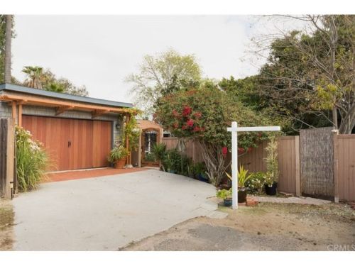 317 Cedar Rd, Vista, CA 92083-5122