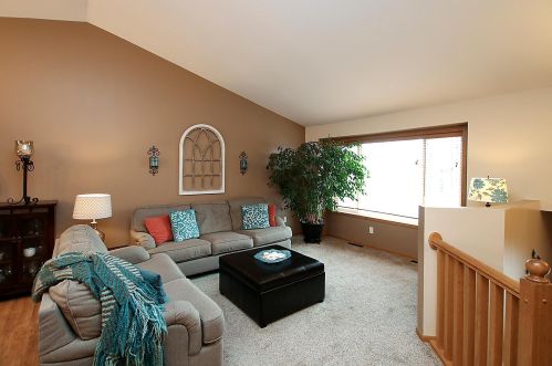 410 Maryland St, Cedar Mills, MN 55350-5009
