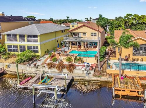 6304 Spoonbill Dr, New Port Richey, FL 34652-2028