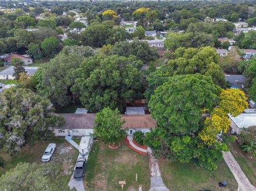 5461 43rd Ter, Saint Petersburg FL  33714-3624 exterior