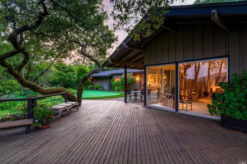 3310 Montecito Ave, Santa Rosa, CA 95404-2626