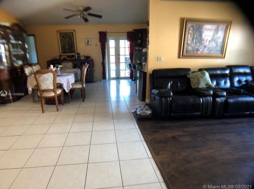 14337 100 Ln, Miami FL  33186-6962 exterior