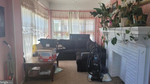 51 Bartram Ave, Atlantic City, NJ 08401-3305