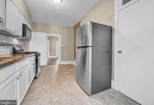 107 Gay St, Red Lion PA  17356-1114 exterior